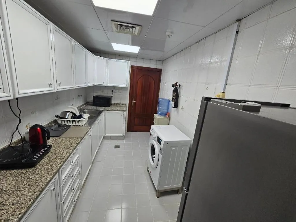 Peaceful Place Backpackers Абу-Даби
